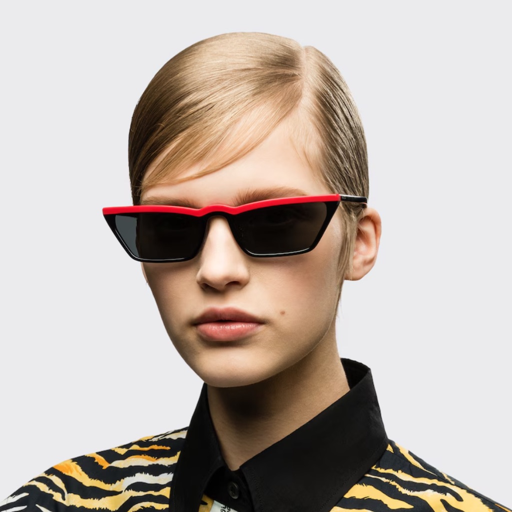 Prada Ultravox 58mm Cay Eye Sunglasses In Black/Red Combo